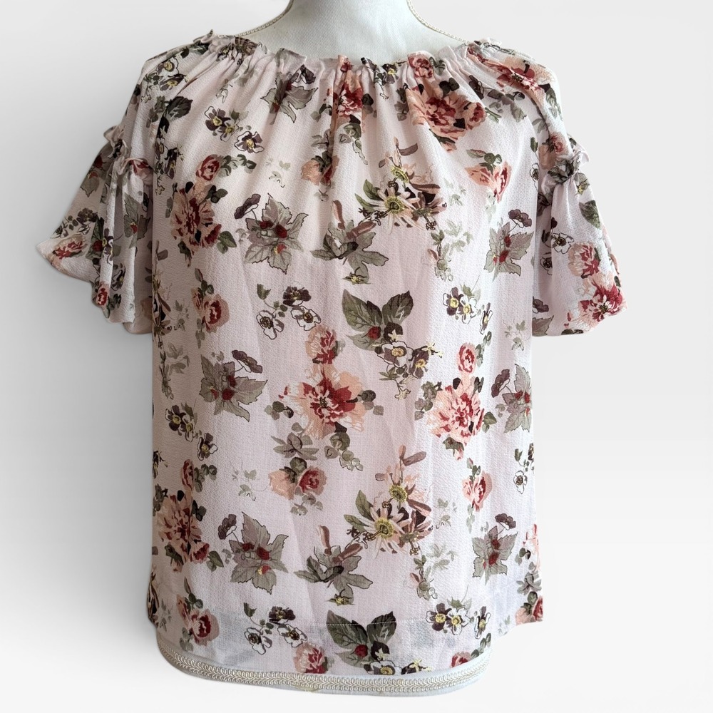 Max Studio Women's Sz XS Pink Floral Off Shoulder Boho Blouse Ruffle Puff Sleeve